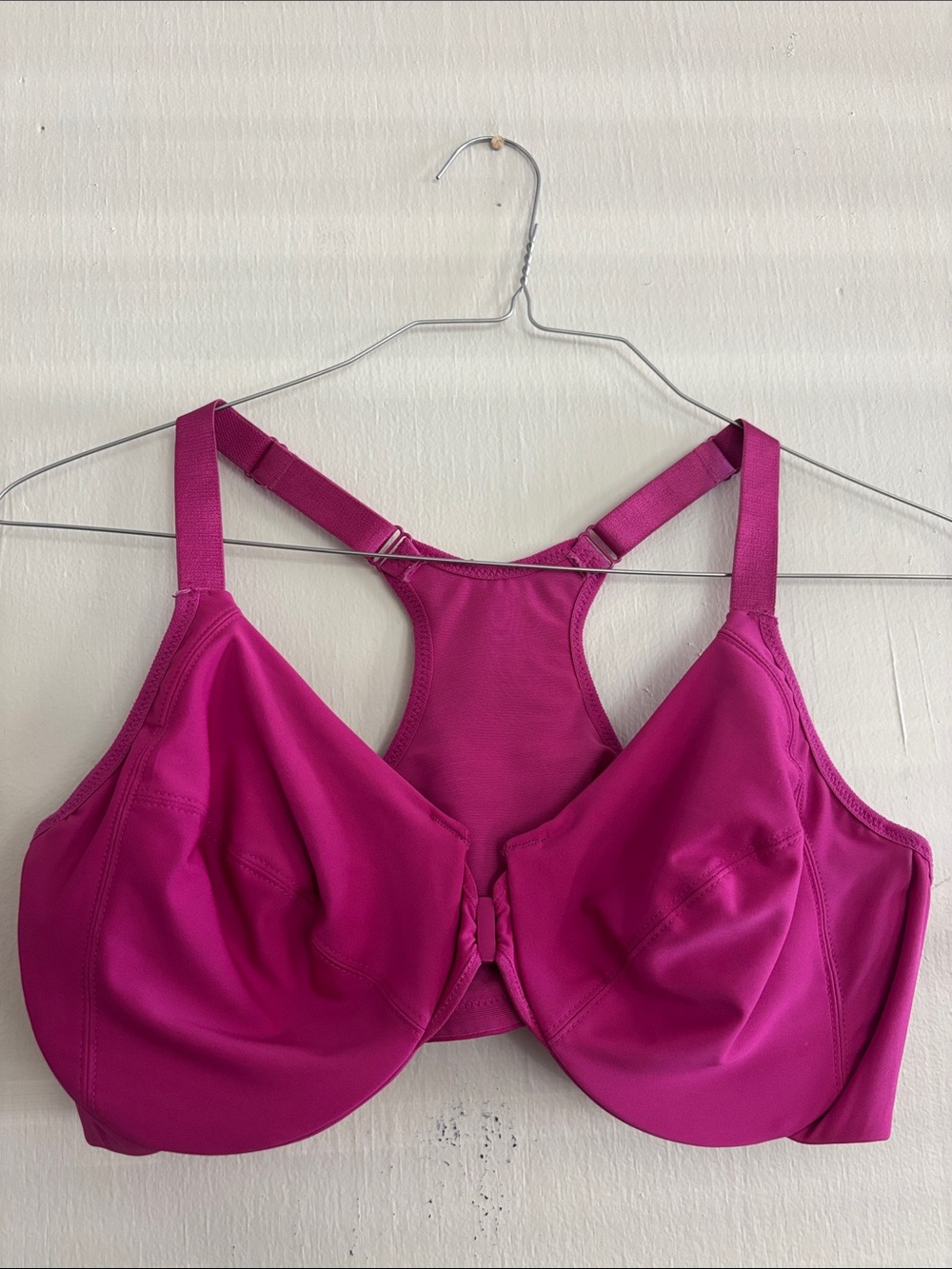 Glamorise Front Closure Racerback Underwire Bra in Fuchsia 38D